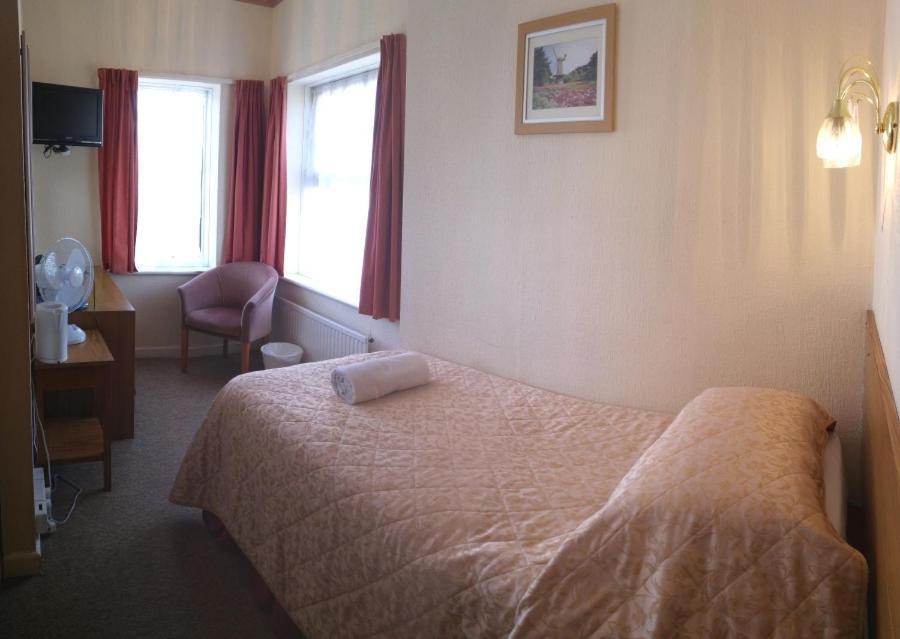 Hotel Riviera By The Sea Bournemouth Eksteriør bilde