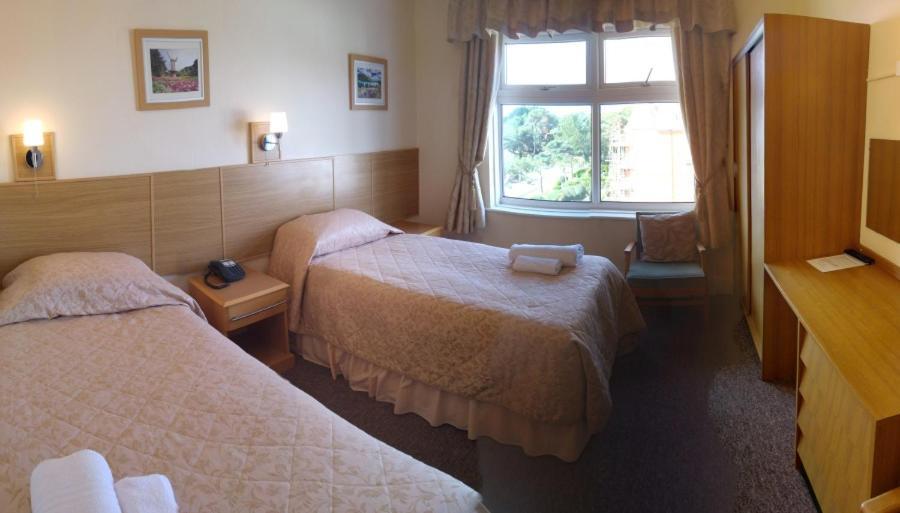 Hotel Riviera By The Sea Bournemouth Eksteriør bilde